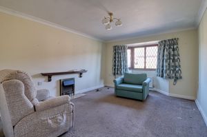 Lounge- click for photo gallery
